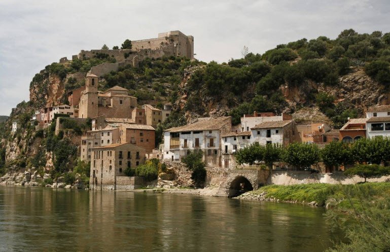 Castell de Miravet, Spain